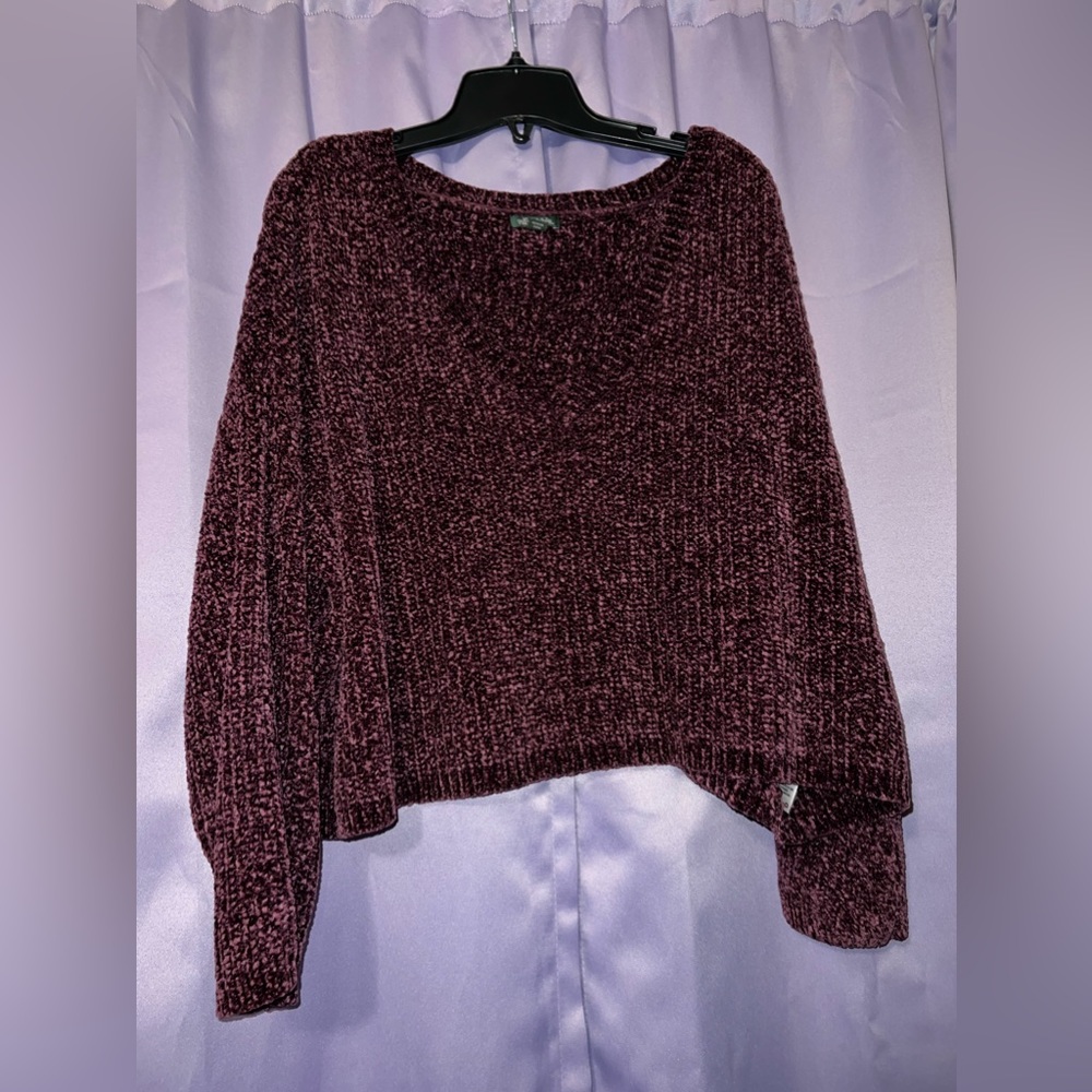 Maroon cropped sweater